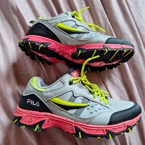 FILA SIZE 7 Grey, Neon Pink & Yellow Athletic Sneakers